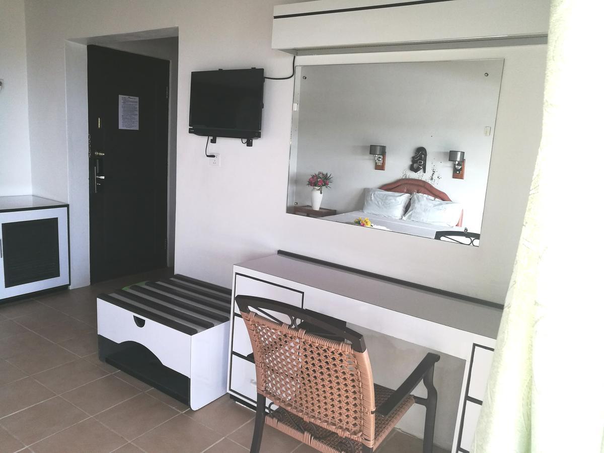Honiara Hotel Экстерьер фото