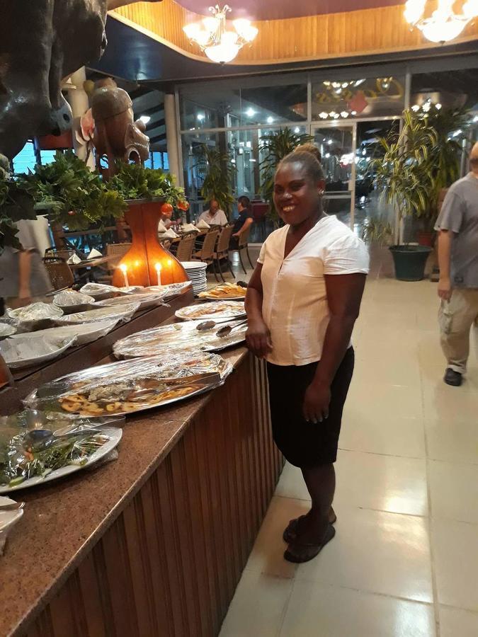 Honiara Hotel Экстерьер фото